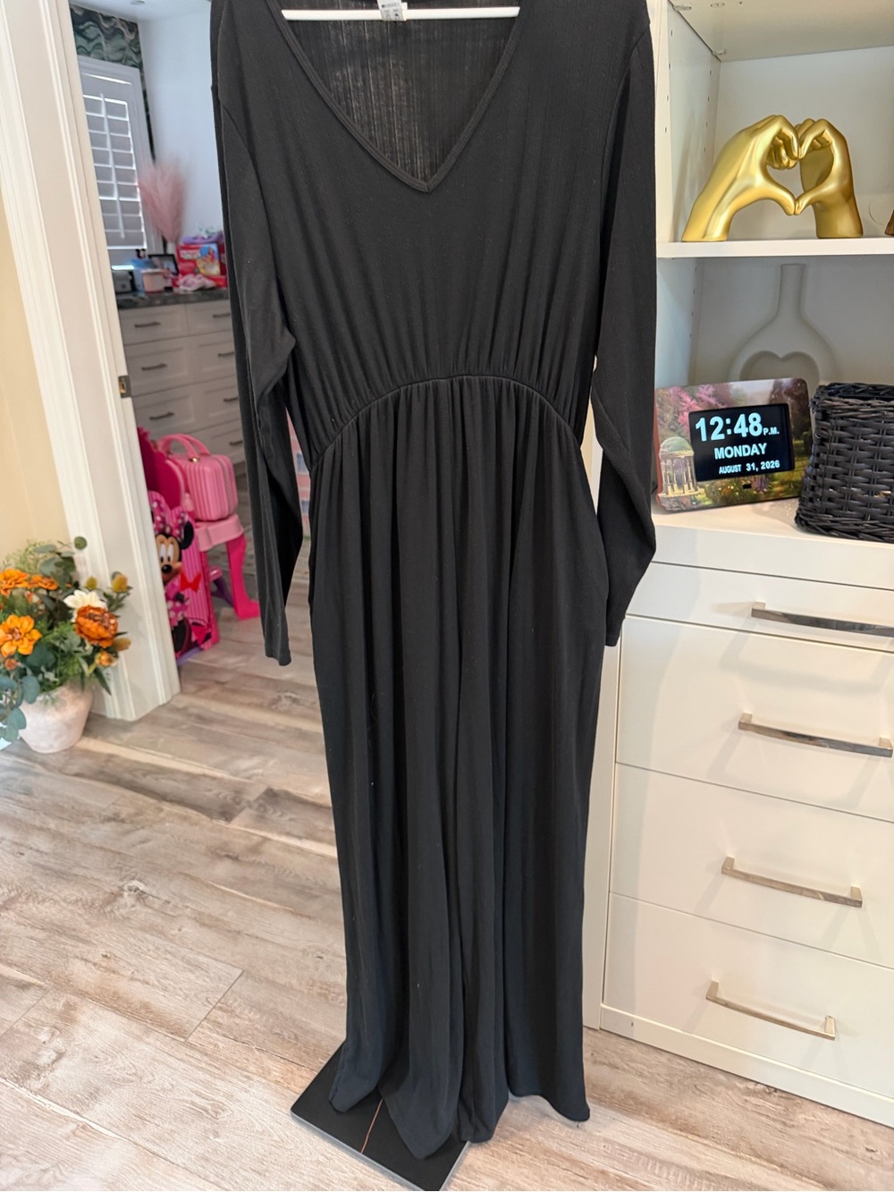 HALARA Black Long Sleeve V-Neck Maxi Dress